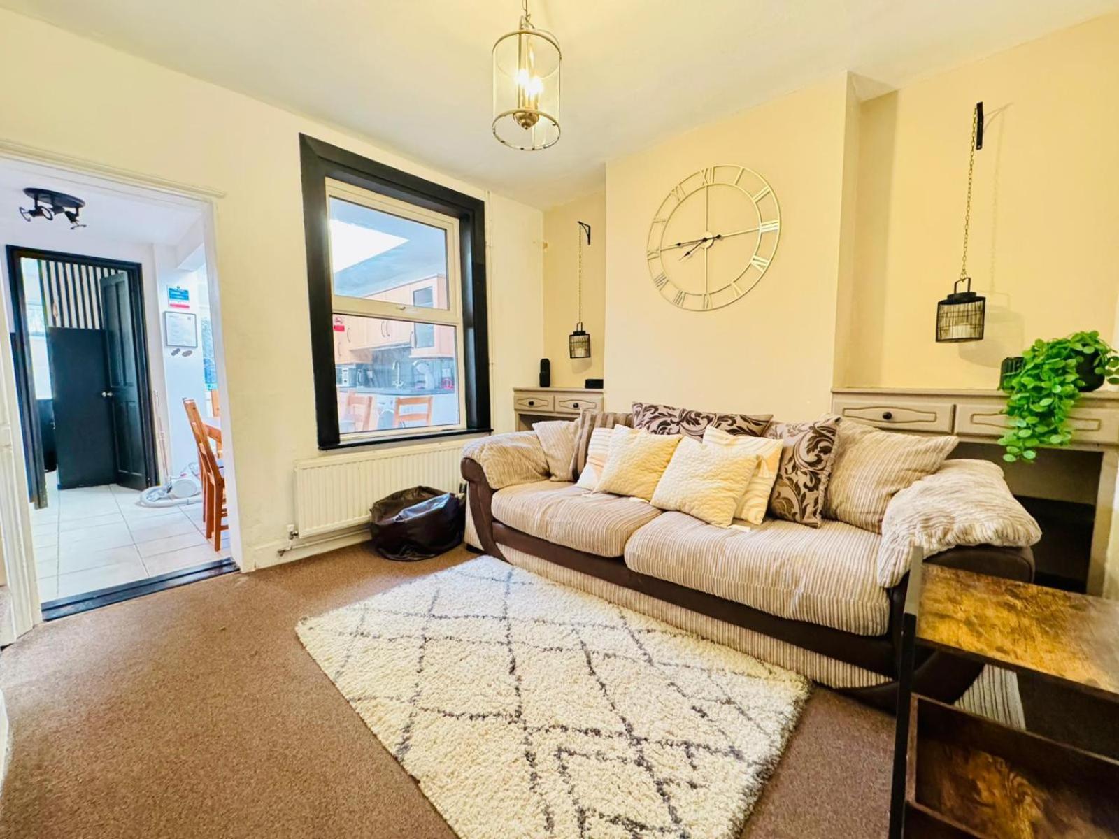 Lovely Dog Friendly, 3 Bed Home Sleeps 8, With Parking & Fenced Garden Work Contractor Leisure, Jasper CBG Exterior foto